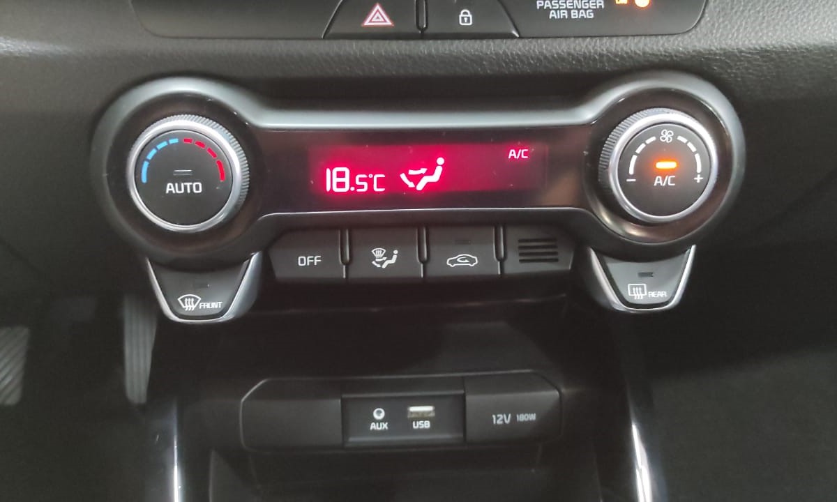 KIA STONIC 10TGDI DRIVE KIA STONIC 10TGDI DRIVE