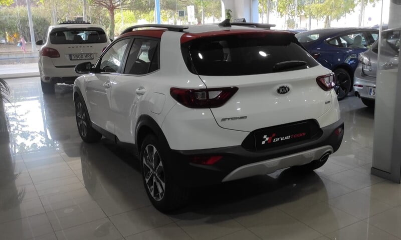 KIA STONIC 10TGDI DRIVE KIA STONIC 10TGDI DRIVE
