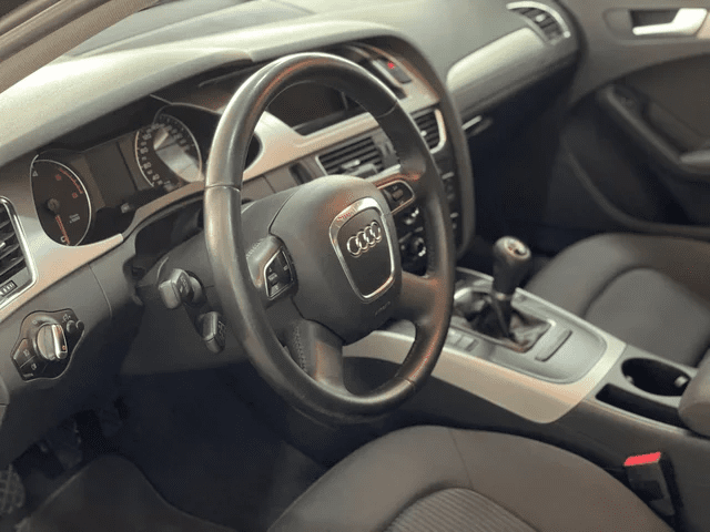 Audi A4 20TDI Audi A4 20TDI